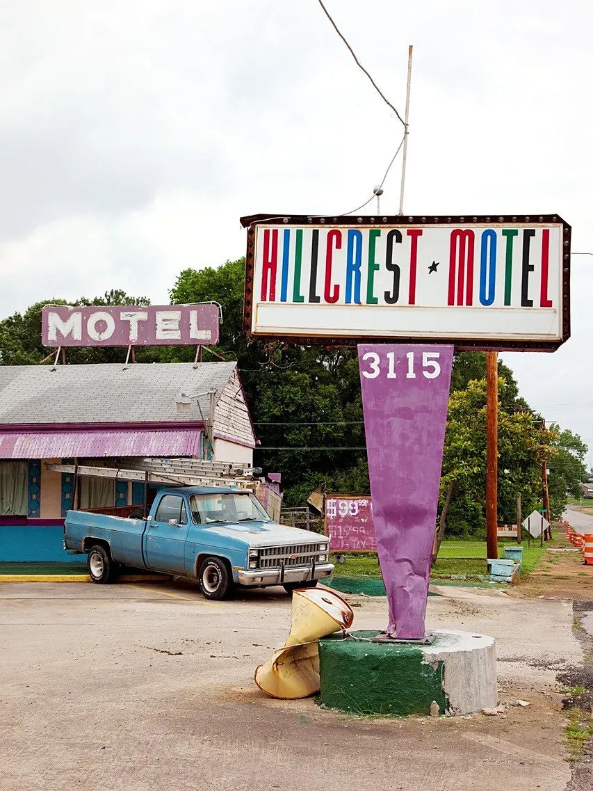hillcrest-motel-1638861_1280.jpg